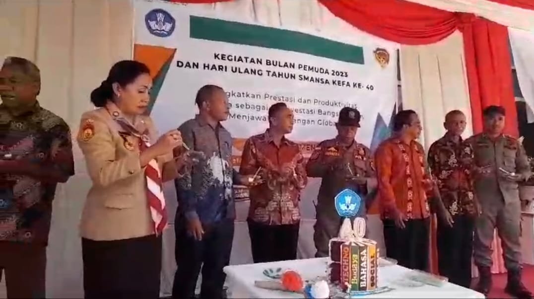 SMA NEGERI 1 KEFAMENANU RAYAKAN PANCAWINDU DI BULAN PEMUDA, INI YANG TERJADI