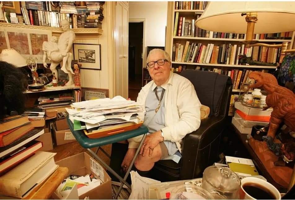 DOKTOR LULUSAN PERPUSTAKAAN