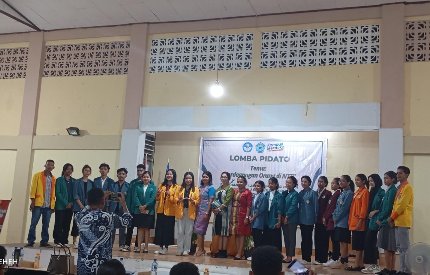 LOMBA PIDATO TINGKAT MAHASISWA SE-NTT, STP ST PETRUS KA UTUS 5 PESERTA