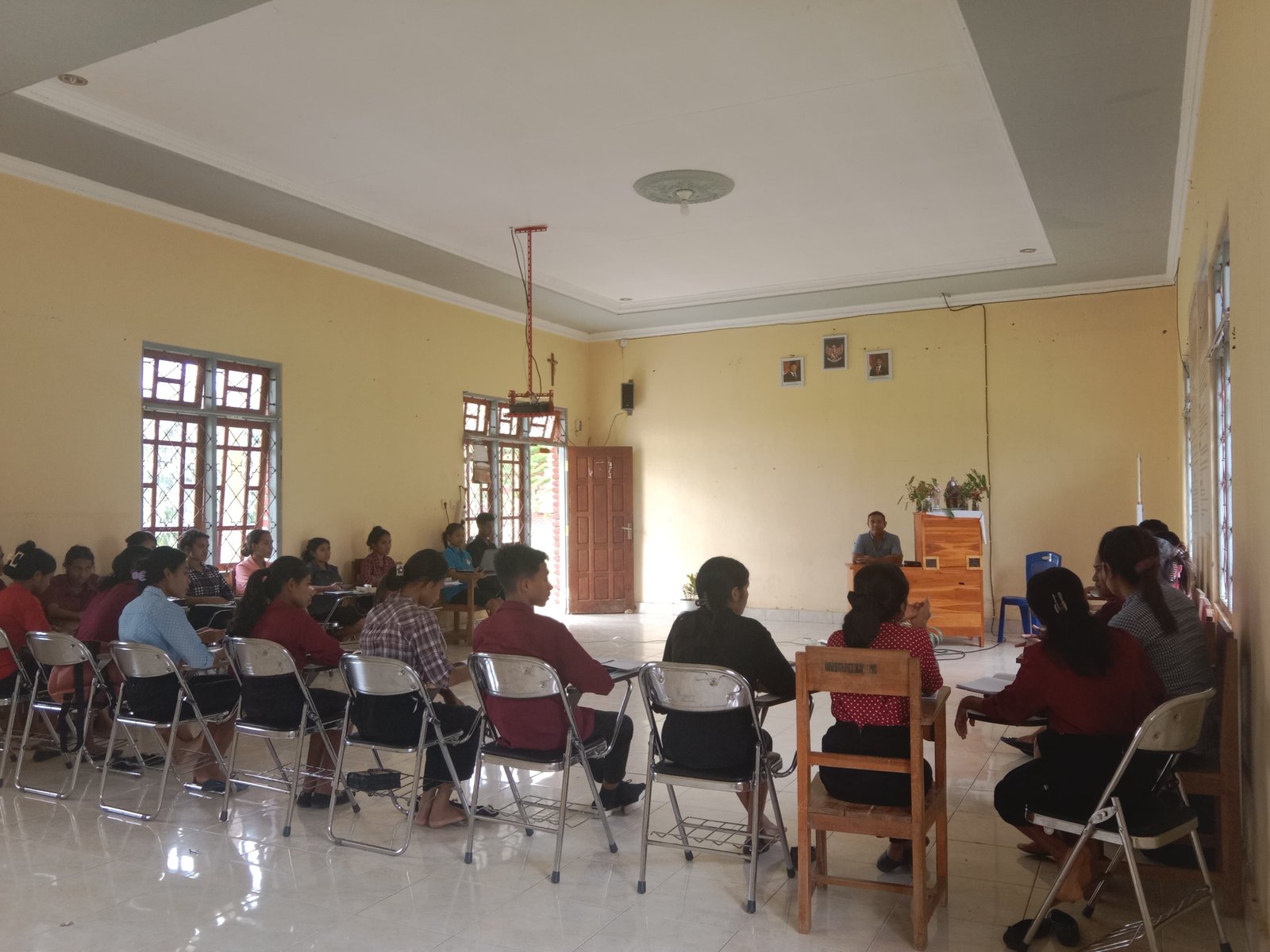 MAHASISWA SEMESTER IV B GELAR KONFERENSI BERSAMA, BEGINI KATA DOSEN PA