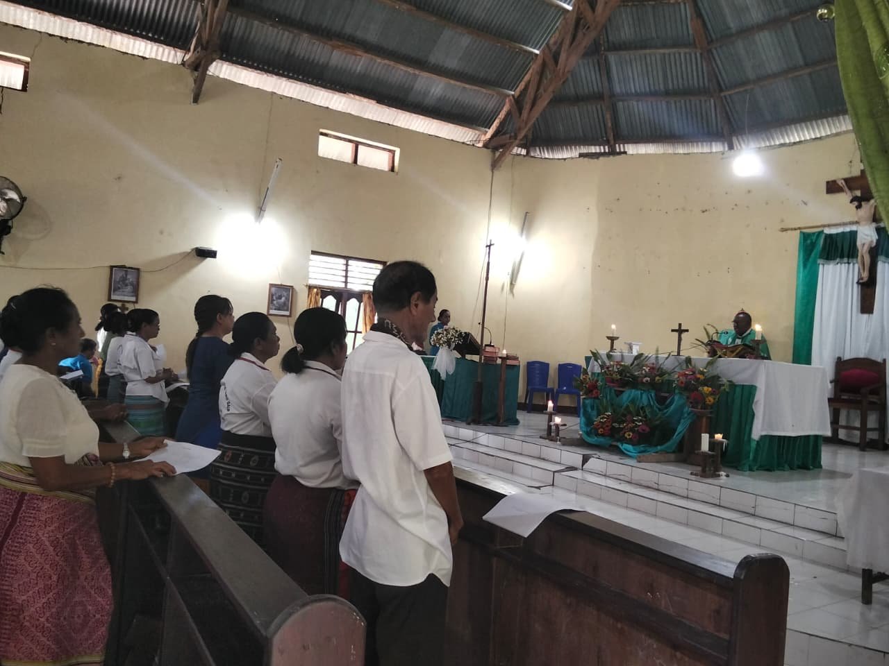 Legio Maria Paroki Naesleu Rayakan NATARU di Kapela Oelnitep